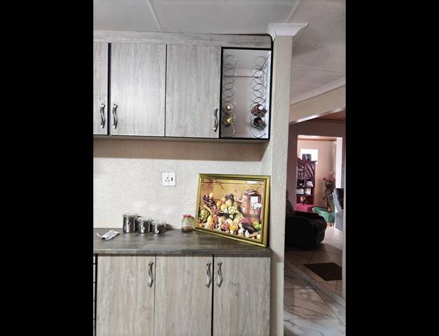 4 BEDROOM HOUSE FOR SALE IN PALM RIDGE